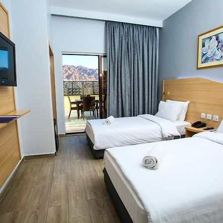 Golden Tulip Aqaba Exterior foto