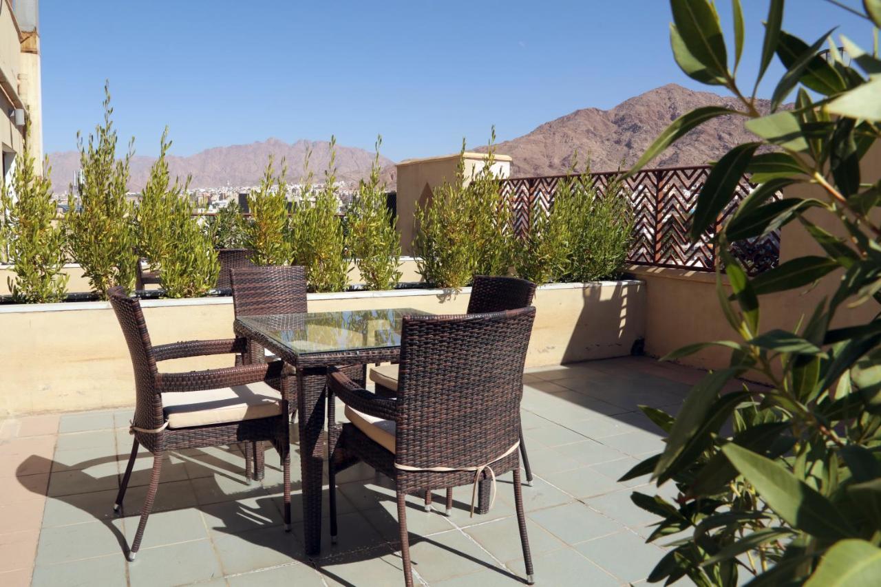 Golden Tulip Aqaba Exterior foto
