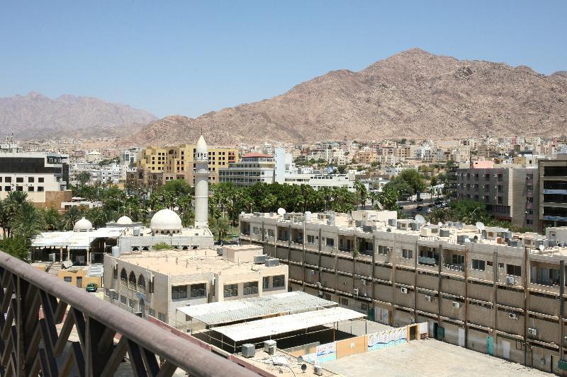 Golden Tulip Aqaba Exterior foto